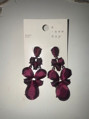 a new day Burgundy Floral Drop Earrings